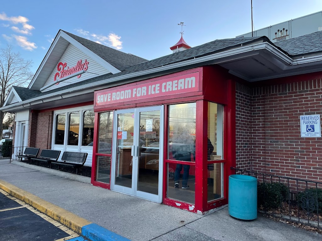 Friendlys | 2151 Jericho Turnpike, Commack, NY 11725 | Phone: (631) 499-7330