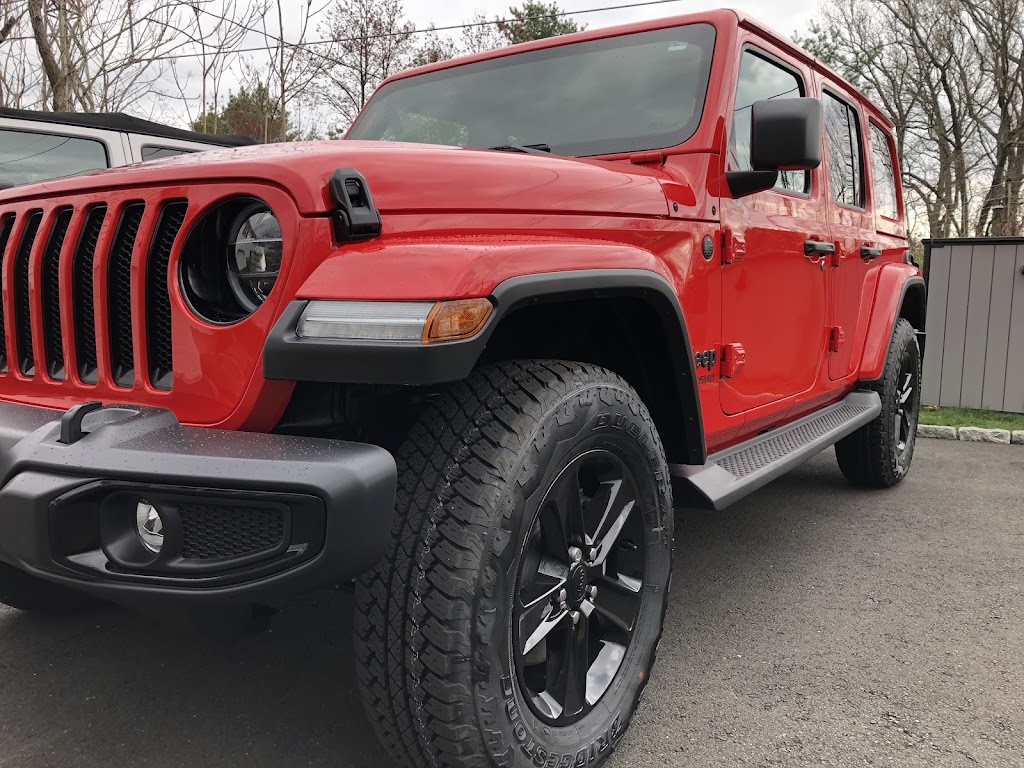 Wrnglr Pros - Jeep Wrangler Tops Switch & Storage Services | 88 Sugar Hollow Rd #6, Danbury, CT 06810 | Phone: (203) 460-4694