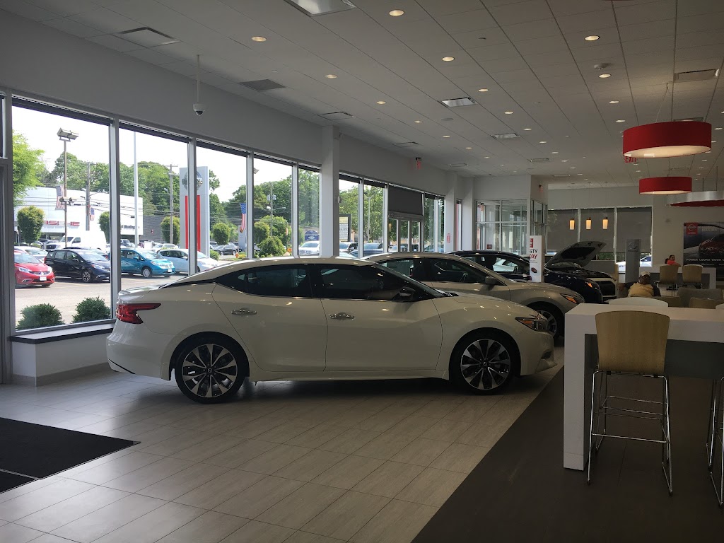 Nissan of Huntington | 850 E Jericho Turnpike, Huntington Station, NY 11746 | Phone: (631) 337-0307