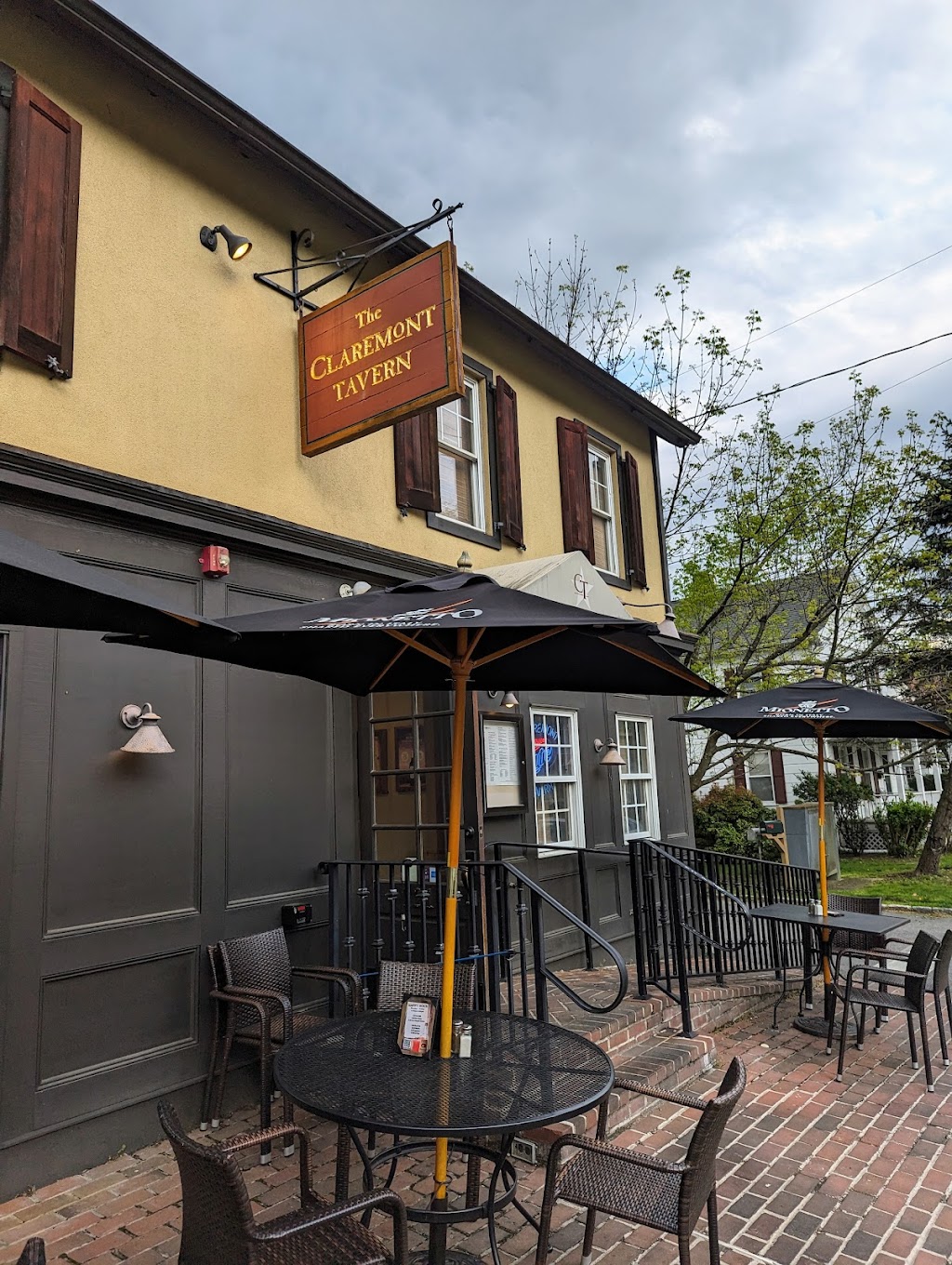 The Claremont Tavern | 121 Claremont Rd, Bernardsville, NJ 07924 | Phone: (908) 766-4544