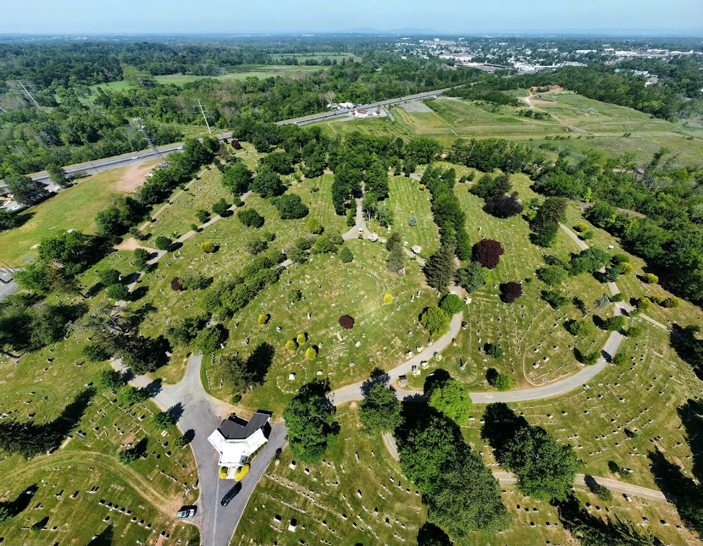 Somerville New Cemetery | 192 S Bridge St, Somerville, NJ 08876 | Phone: (908) 725-1871