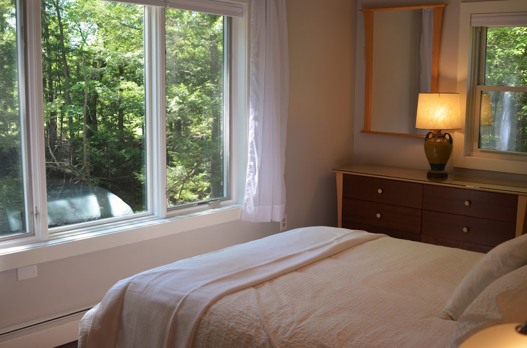 Creekside Vacation Lodging | 9 George Sickle Rd, Saugerties, NY 12477 | Phone: (845) 202-2898