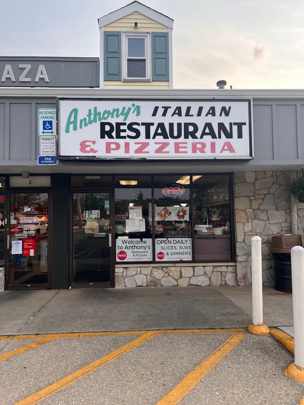 Anthonys Restaurant-Pizzeria | 857 Mill Creek Rd, Manahawkin, NJ 08050 | Phone: (609) 597-1156