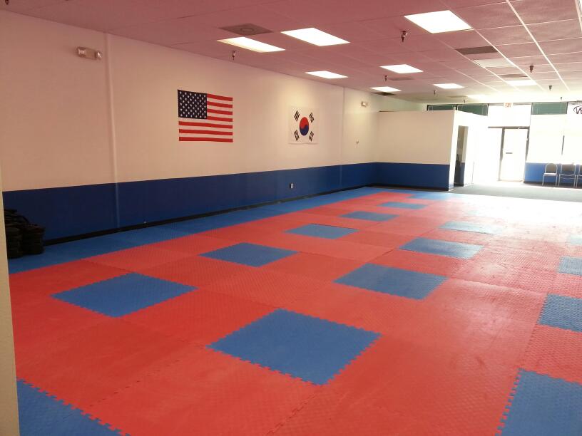 Hwangs Martial Arts | 38 Tunxis Ave #2, Bloomfield, CT 06002 | Phone: (860) 206-2369