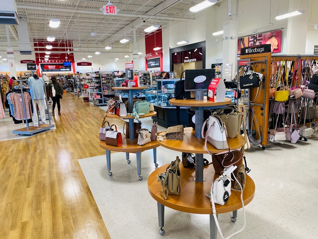 T.J. Maxx | 1123 NJ-35, Middletown Township, NJ 07748 | Phone: (732) 275-1061