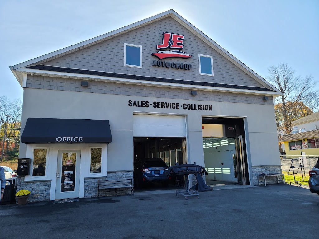 J & E Auto Body | 13 N Main St, Branford, CT 06405 | Phone: (203) 481-3922