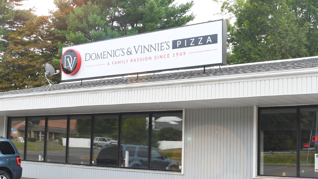 Domenics and Vinnies Pizza | 868 Meriden-Waterbury Turnpike, Southington, CT 06489 | Phone: (860) 621-9846