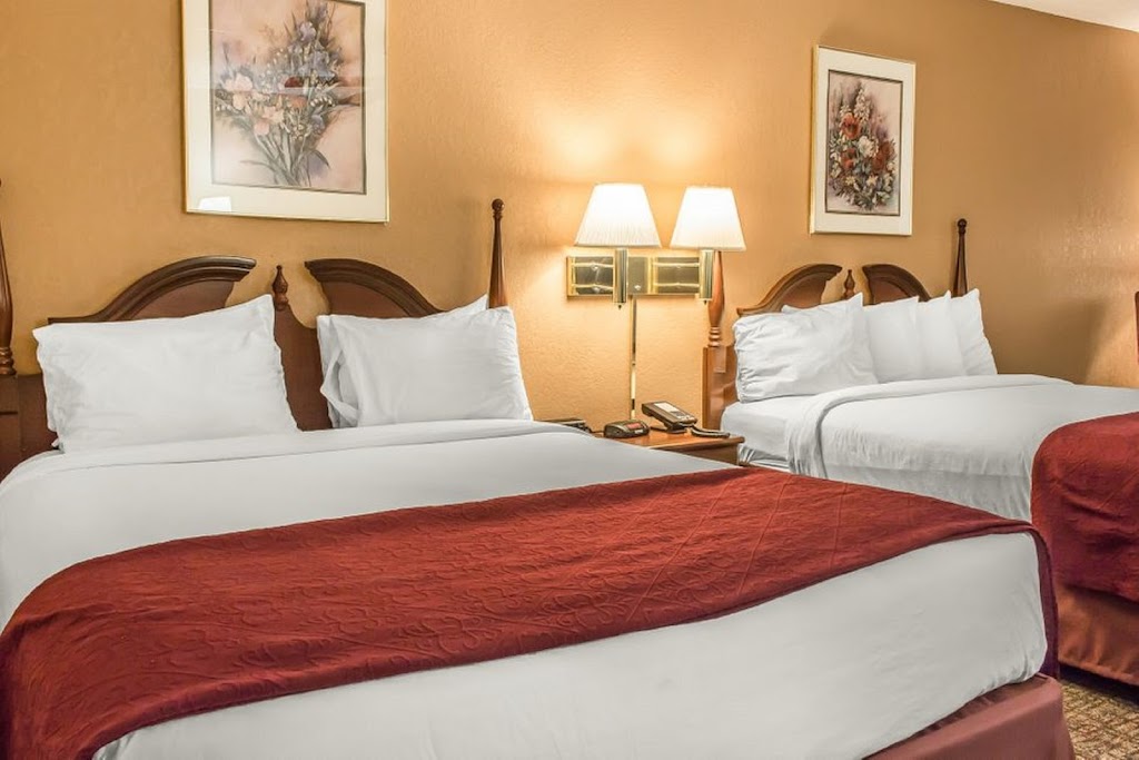 FairBridge Inn & Suites Poconos | 1220 W Main St, Stroudsburg, PA 18360 | Phone: (570) 517-0112