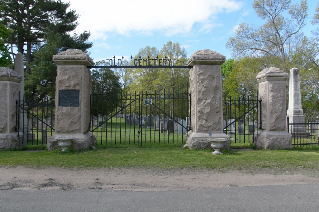 East Lawn Cemetery Inc | 58 River St, East Haven, CT 06512 | Phone: (203) 467-0851