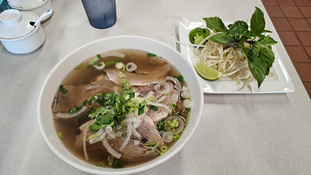 Pho Van | 1001 Day Hill Rd ste 2 e, Windsor, CT 06095 | Phone: (860) 298-9100