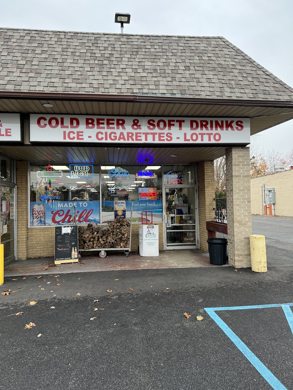 Great River Superstar Beverage | 16 Lowell Ave, Islip Terrace, NY 11752 | Phone: (631) 224-5854