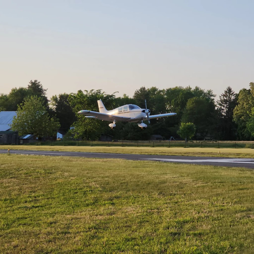 Wolf Aviation Network Inc | 110 Airport Rd Suite 208, Westfield, MA 01085 | Phone: (413) 563-1929