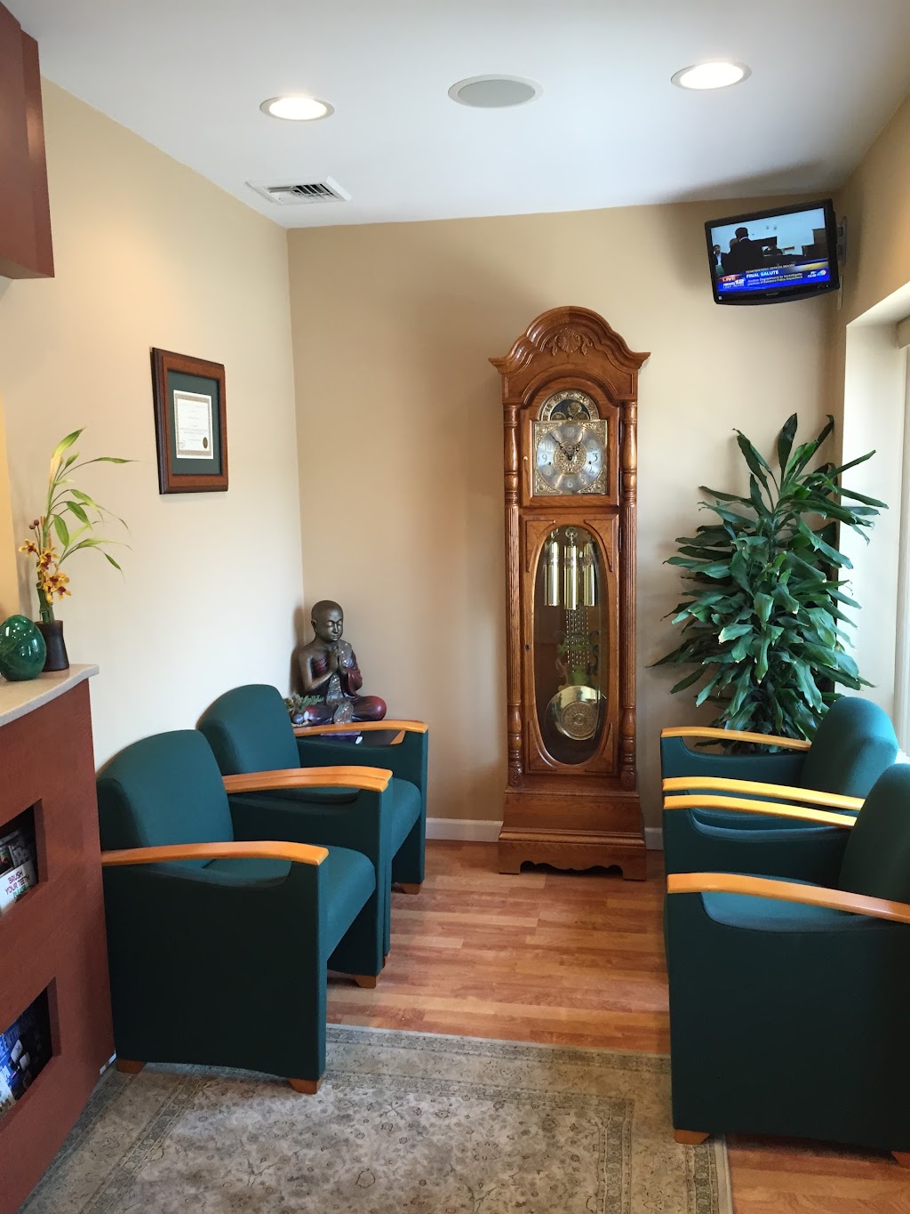 Dr. Barry F. Mulligan | 25 Indian Head Rd, Kings Park, NY 11754 | Phone: (631) 292-2001