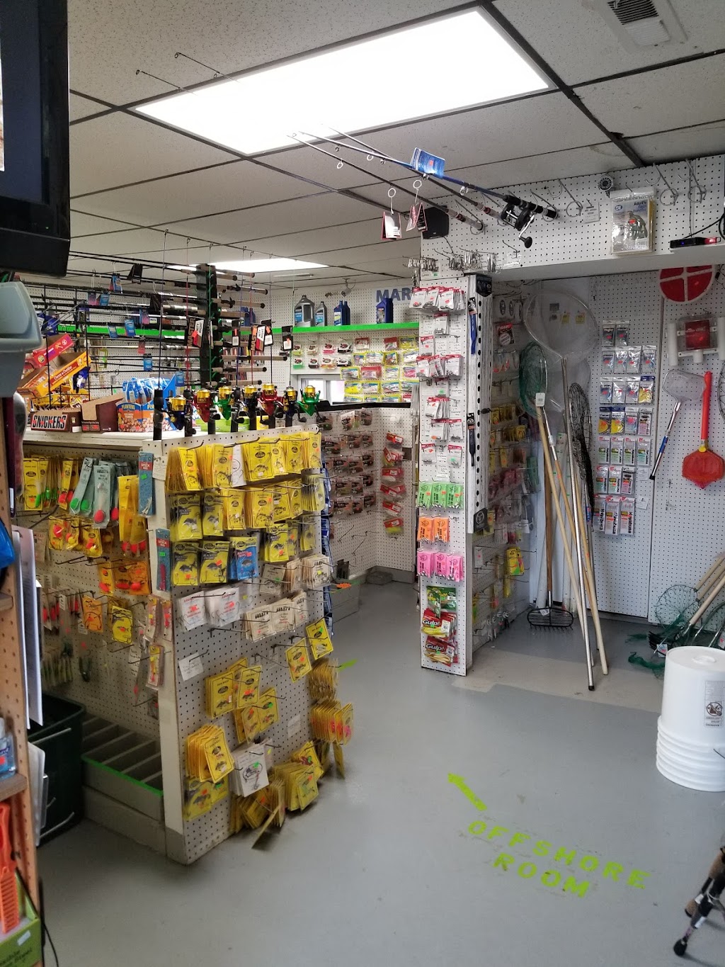 Hook-up bait and tackle | 1810 Somers Point mayslanding rd Rd Inside Somerset cove marina, Egg Harbor Township, NJ 08234 | Phone: (609) 904-2715