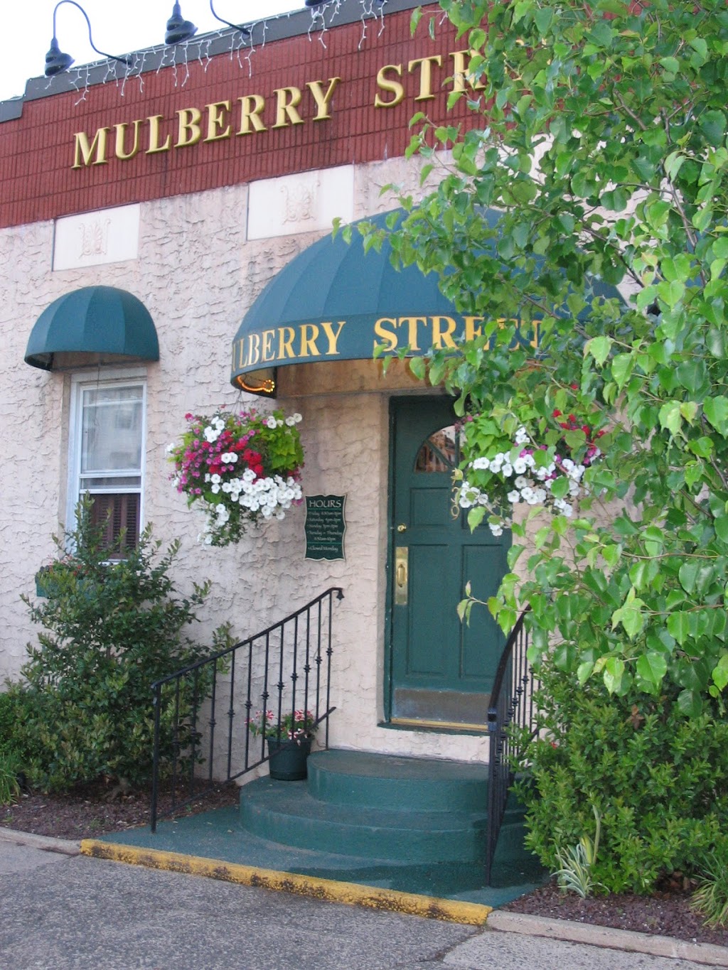 Mulberry Street Restaurant | 739 Rahway Ave, Woodbridge Township, NJ 07095 | Phone: (732) 634-4699
