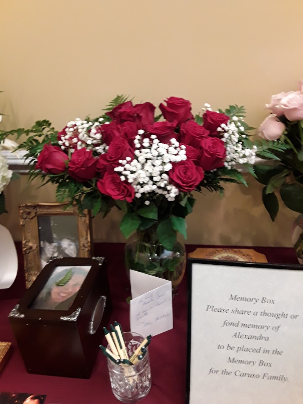 Funeral Flowers 4 now | 372 Middle Country Rd, Middle Island, NY 11953 | Phone: (631) 294-9147