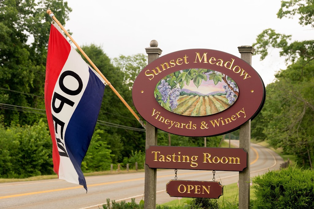Sunset Meadow Vineyards | 599 Old Middle St, Goshen, CT 06756 | Phone: (860) 201-4654
