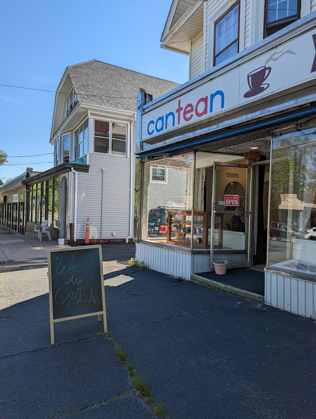 Cantean Coffee and Tea | 1660 Whitney Ave, Hamden, CT 06517 | Phone: (203) 745-3681