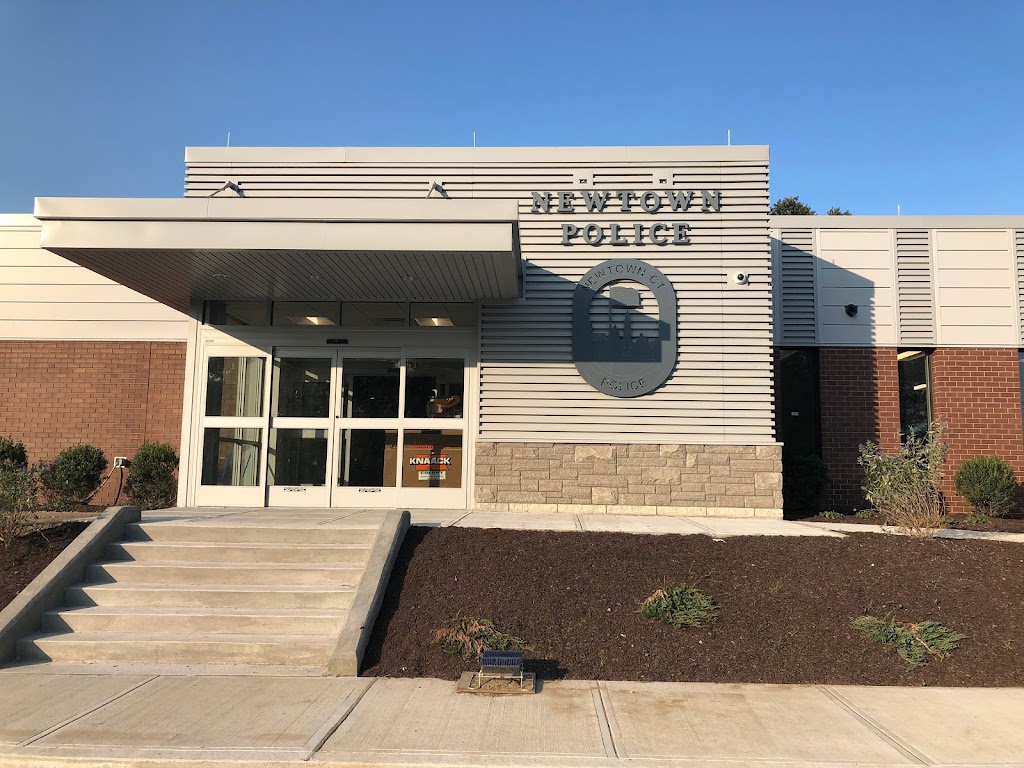 Newtown Police Department | 191 S Main St, Newtown, CT 06470 | Phone: (203) 426-5841