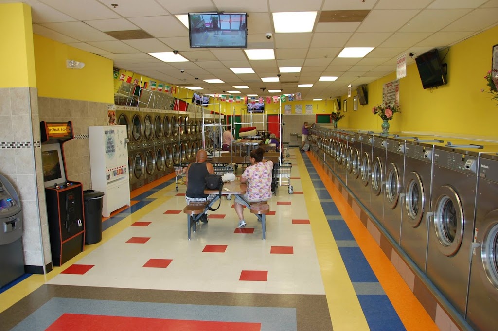 Super Washing Well Laundromat | 176 Chase Ave, Waterbury, CT 06704 | Phone: (203) 527-5422