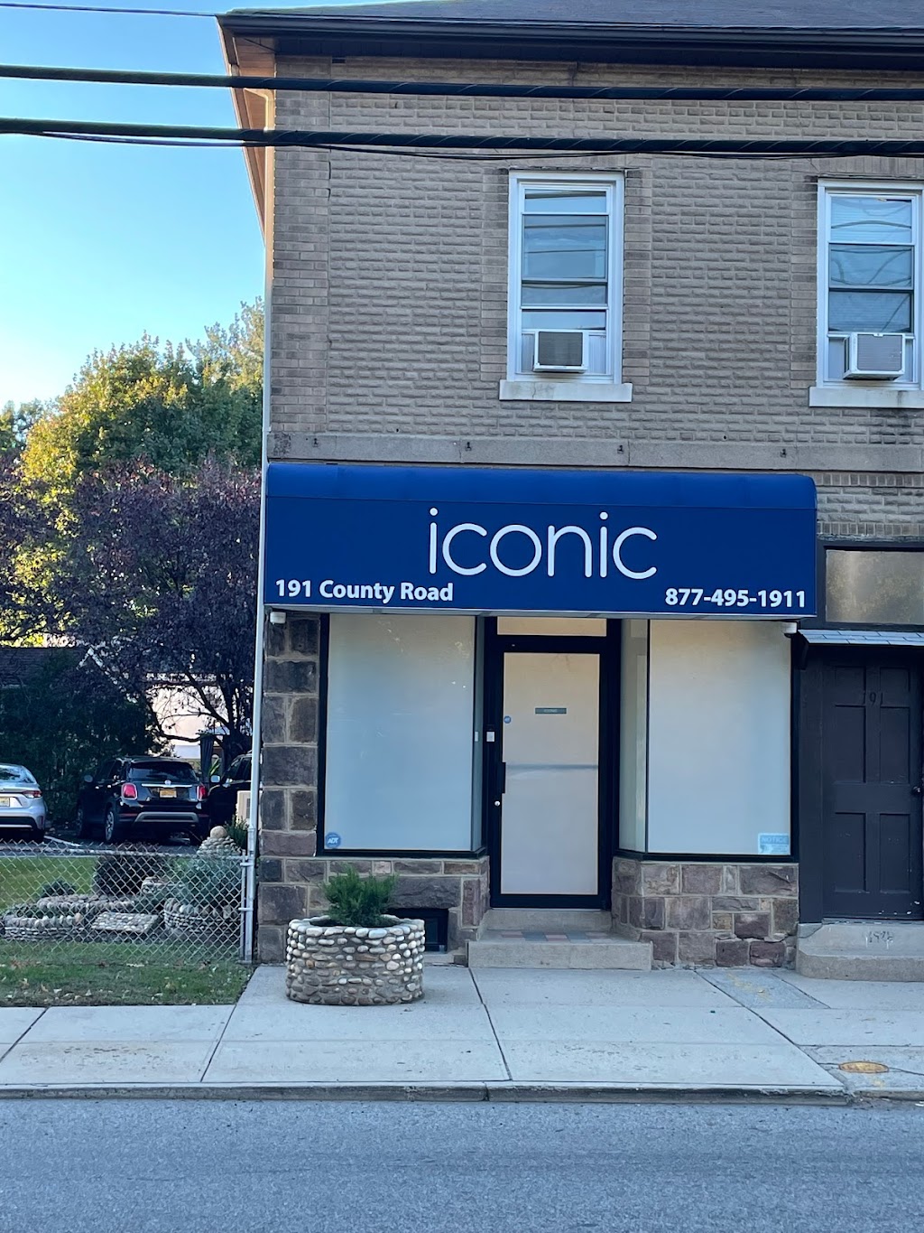 Iconic Arms | 191 County Rd, Tenafly, NJ 07670 | Phone: (877) 495-1911