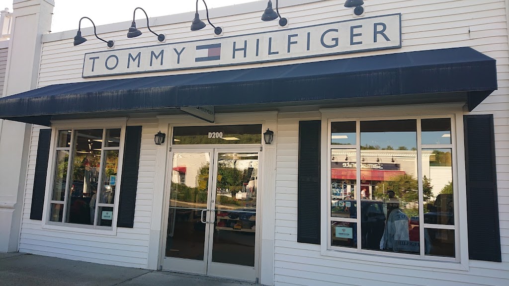 Tommy Hilfiger | 200 Water St D200-210, Lee, MA 01238 | Phone: (413) 243-4022