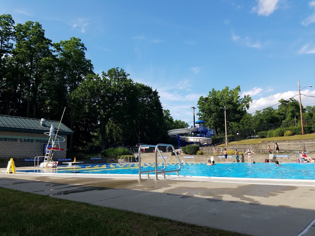 Junior Lake Pool at Memorial Park | 1939 Edgewater St, Yorktown Heights, NY 10598 | Phone: (914) 245-4650