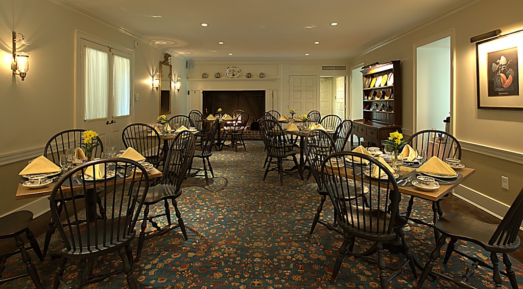 Weyhill Guest House at Saucon Valley Country Club | 5450 Weyhill Farm Rd, Bethlehem, PA 18015 | Phone: (610) 332-2000