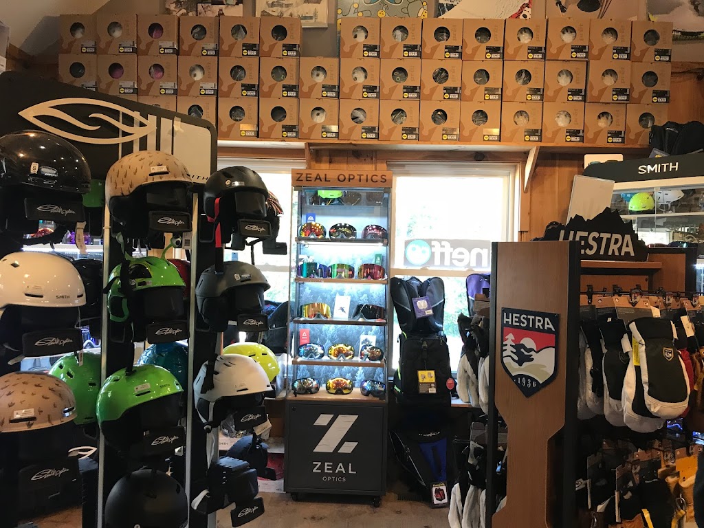 Fattys Snowboards | 136 Albany Turnpike, Canton, CT 06019 | Phone: (860) 693-1950
