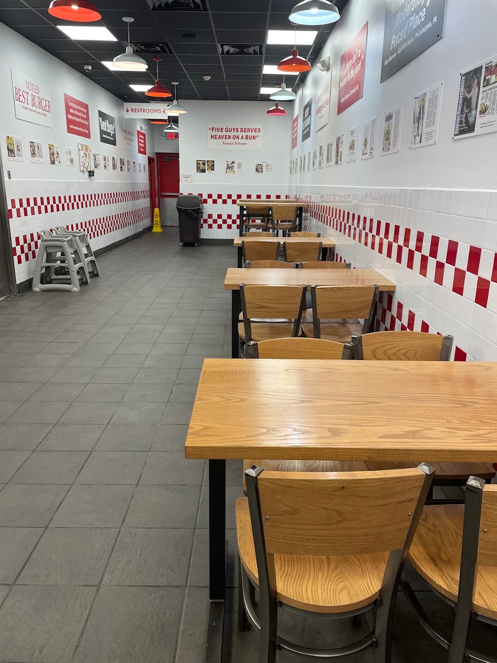 Five Guys | 253 Swedesford Rd, Wayne, PA 19087 | Phone: (610) 964-0214