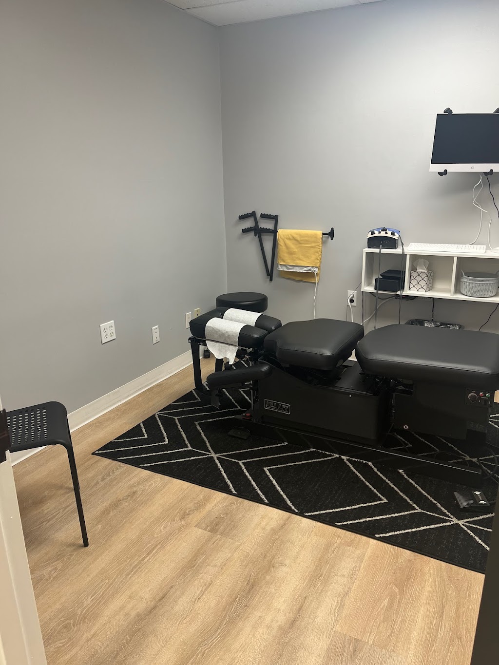 We Care Chiro | 281 Middle Country Rd, Middle Island, NY 11953 | Phone: (631) 538-0115