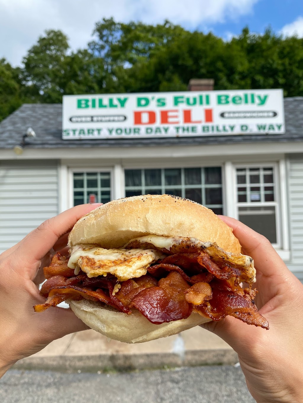 Billy Ds Full Belly Deli | 58 Bridgeport Ave, Shelton, CT 06484 | Phone: (203) 924-6600
