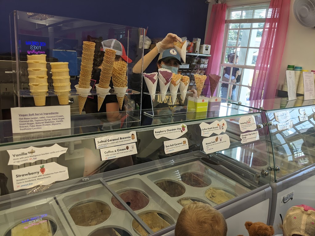 Crystals & Cones Ice Cream and Gifts | 28 Main St Lower Level, Porch, Redding, CT 06896 | Phone: (203) 587-1180