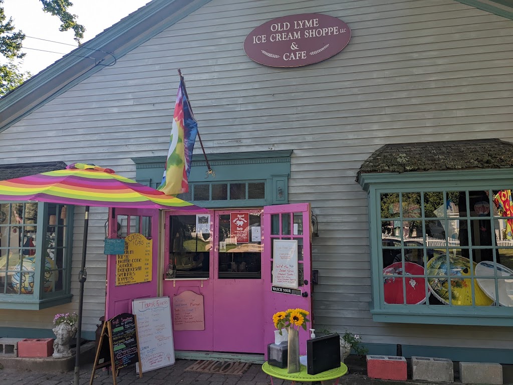 Old Lyme Ice Cream Shoppe and Café | 34 Lyme St, Old Lyme, CT 06371 | Phone: (860) 434-6942