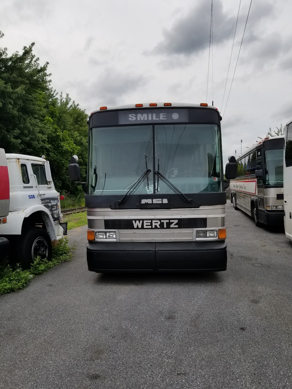 Wertz Motor Coaches | 24 E 9th St, Marcus Hook, PA 19061 | Phone: (610) 485-1320