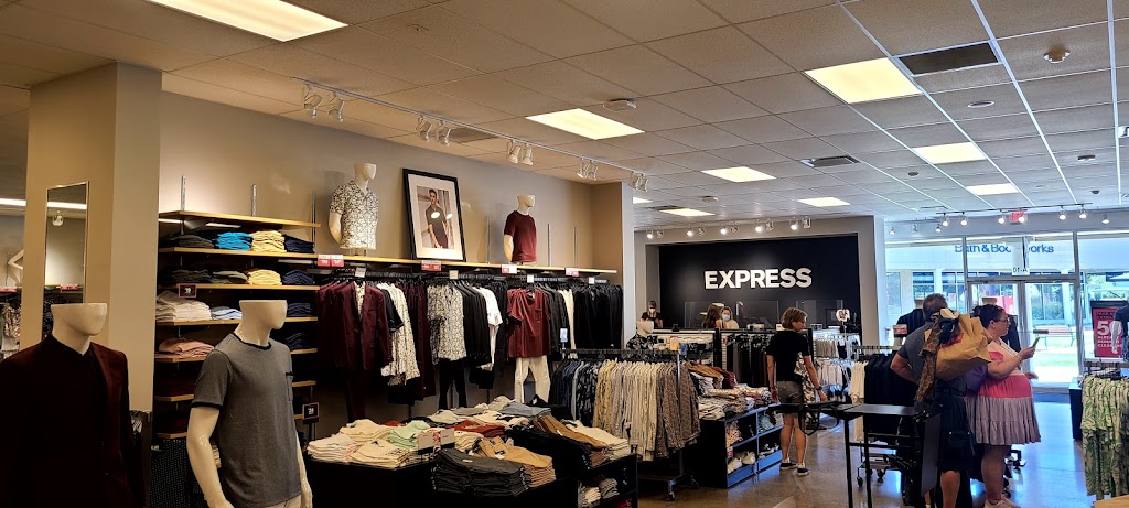 Express Factory Outlet | 1000 Premium Outlets Dr, Tannersville, PA 18372 | Phone: (570) 664-0002