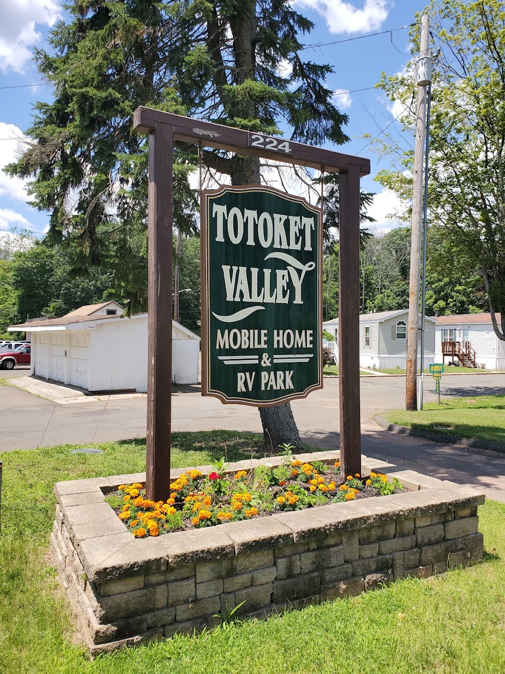 Totoket Valley RV Park | 224 Foxon Rd, North Branford, CT 06471 | Phone: (203) 484-0099