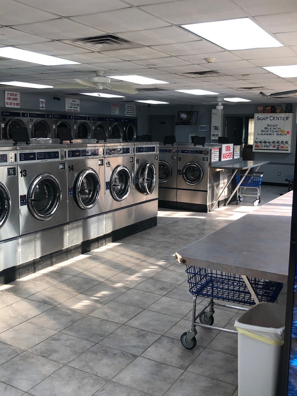 Walden Laundromat Inc | 75 E Main St, Walden, NY 12586 | Phone: (845) 713-5155