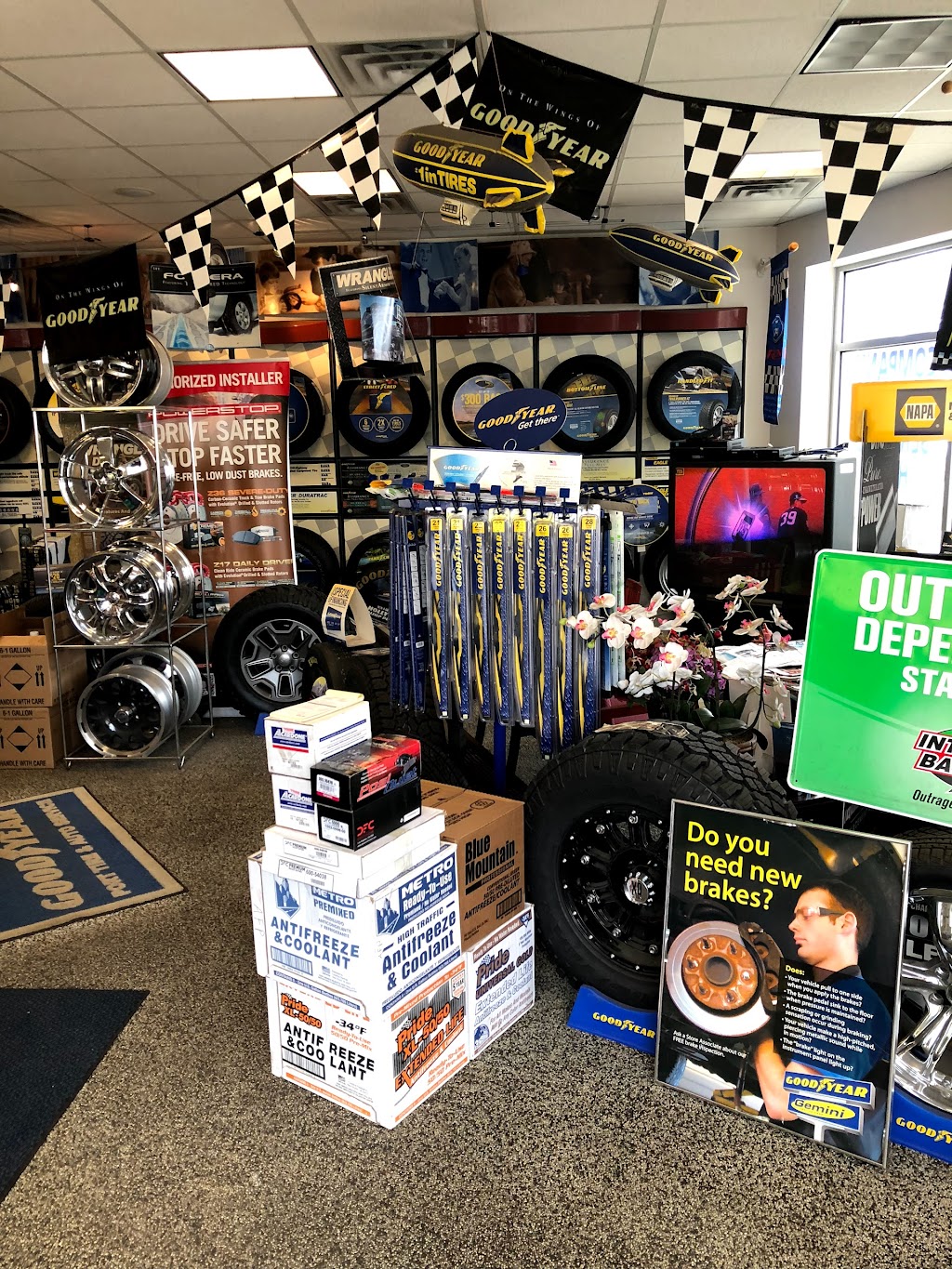 Port Tire & Auto Service Ltd. | 320 Main St, Port Washington, NY 11050 | Phone: (516) 883-8473