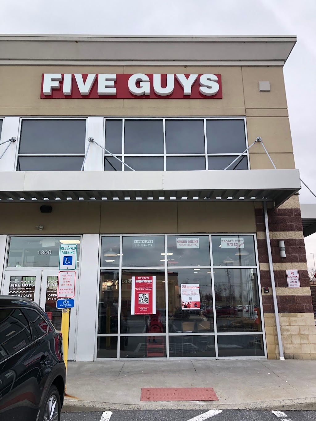 Five Guys | 3770 Dryland Way #1300, Easton, PA 18045 | Phone: (610) 253-4271