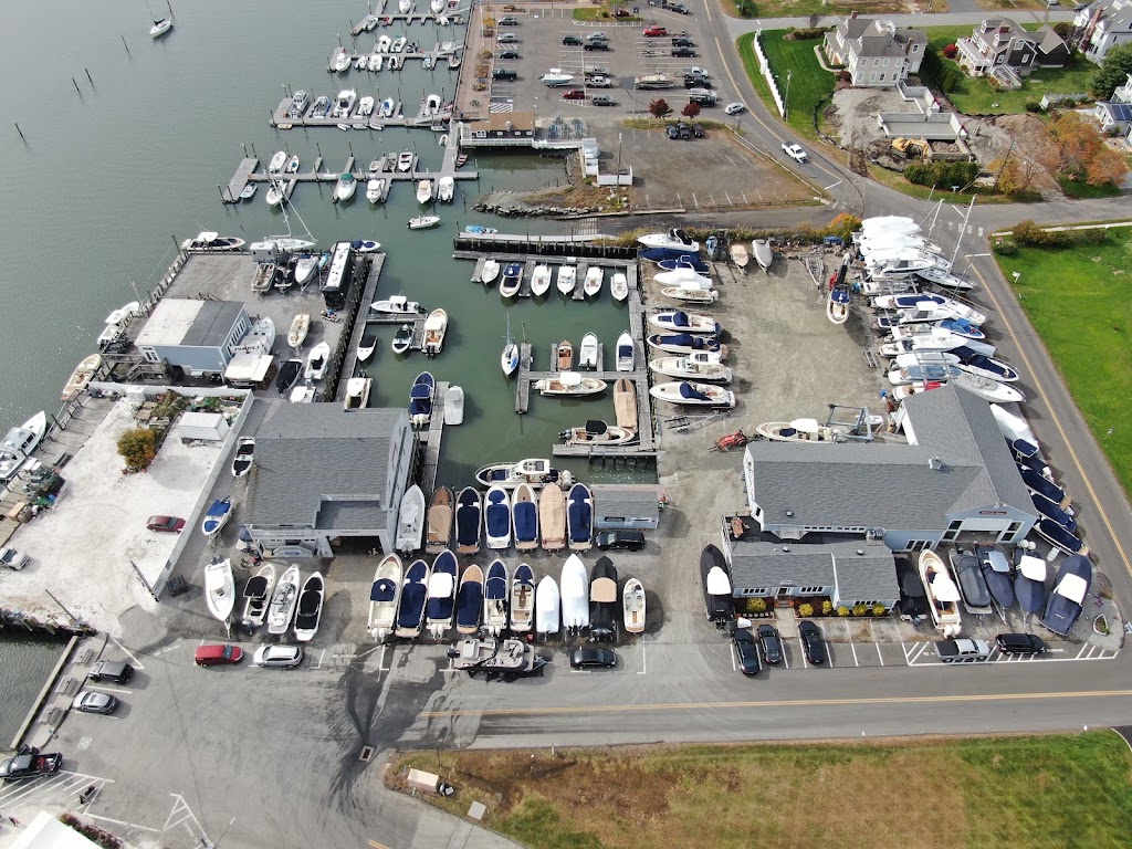 Harborside Marina & Yacht Sales | 131-a Grove St, Clinton, CT 06413 | Phone: (860) 669-1705