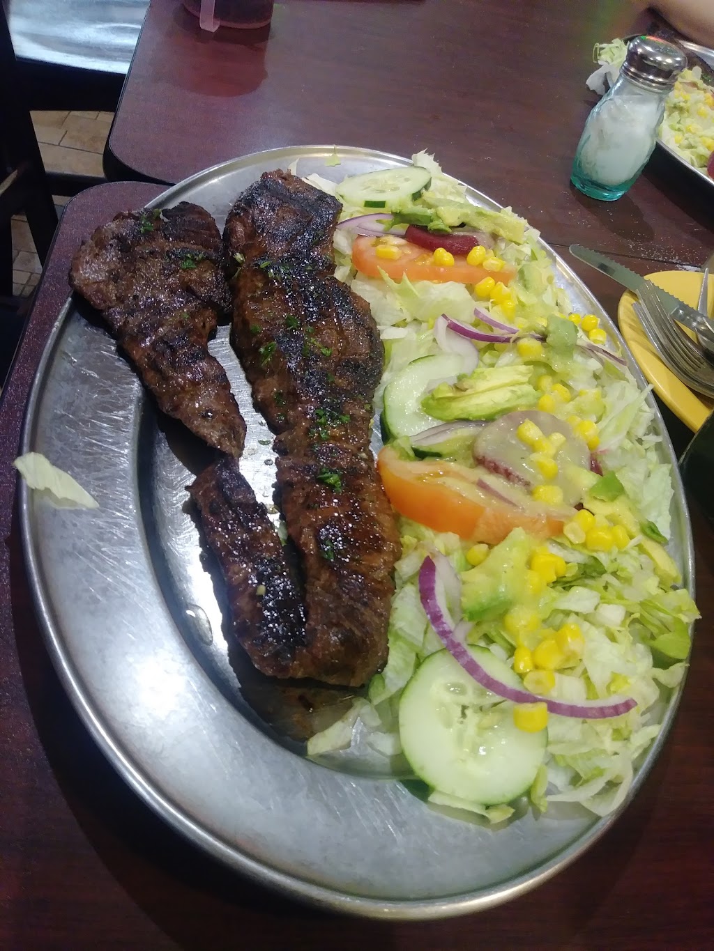 La Churrasqueria Del Gordo | 354 Union Ave, Paterson, NJ 07502 | Phone: (973) 904-0211