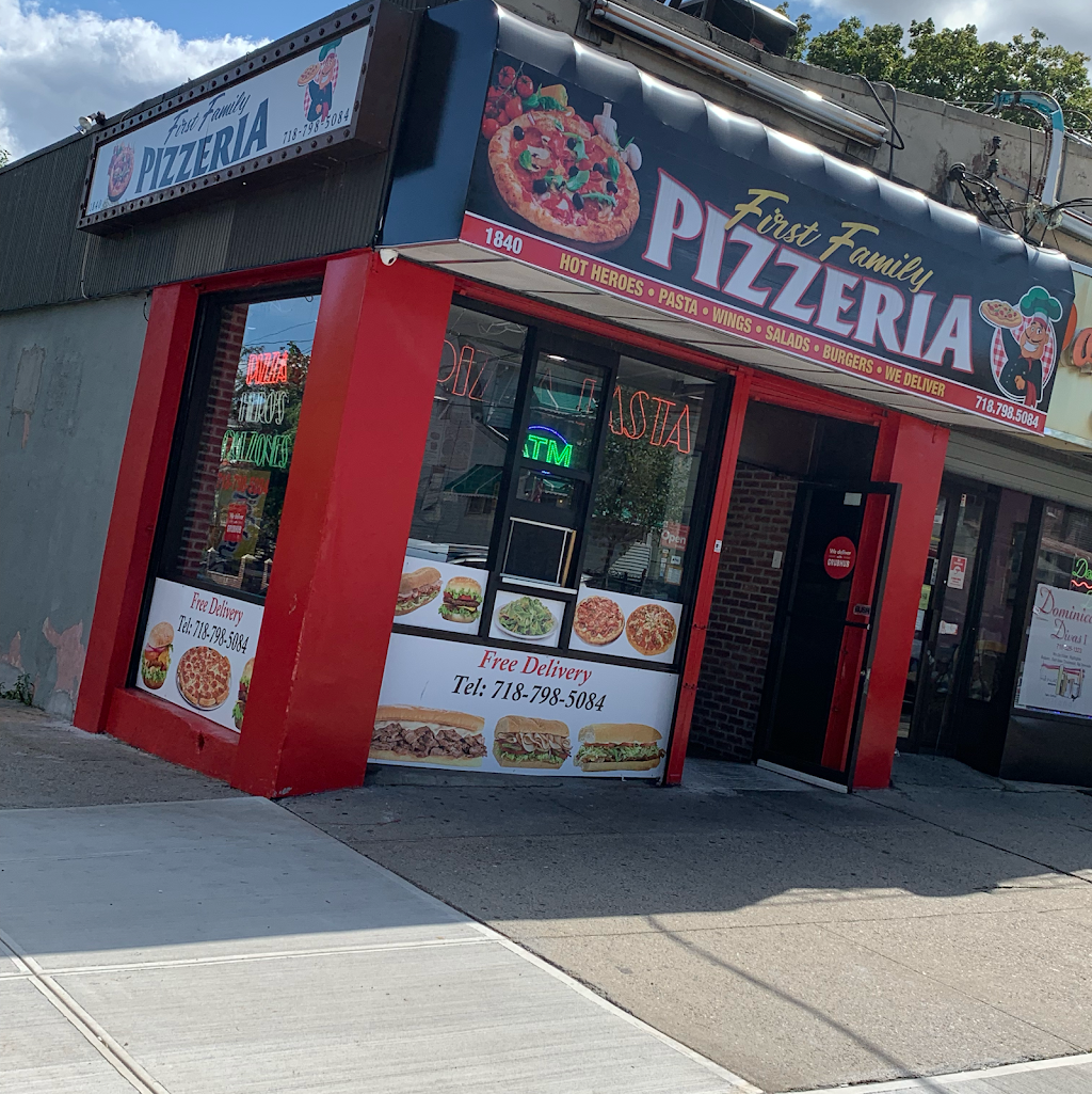 Santiago First Family Pizzeria | 1840 Nereid Ave, The Bronx, NY 10466 | Phone: (718) 798-5084