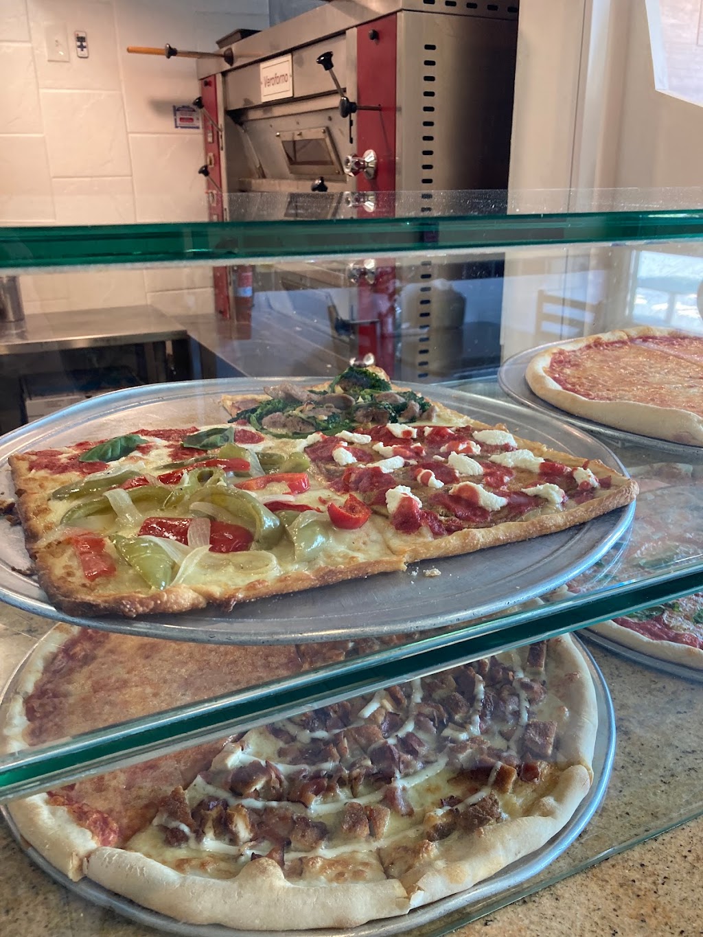 Campania Pizza & Deli | 334 NJ-31, Flemington, NJ 08822 | Phone: (908) 782-5999