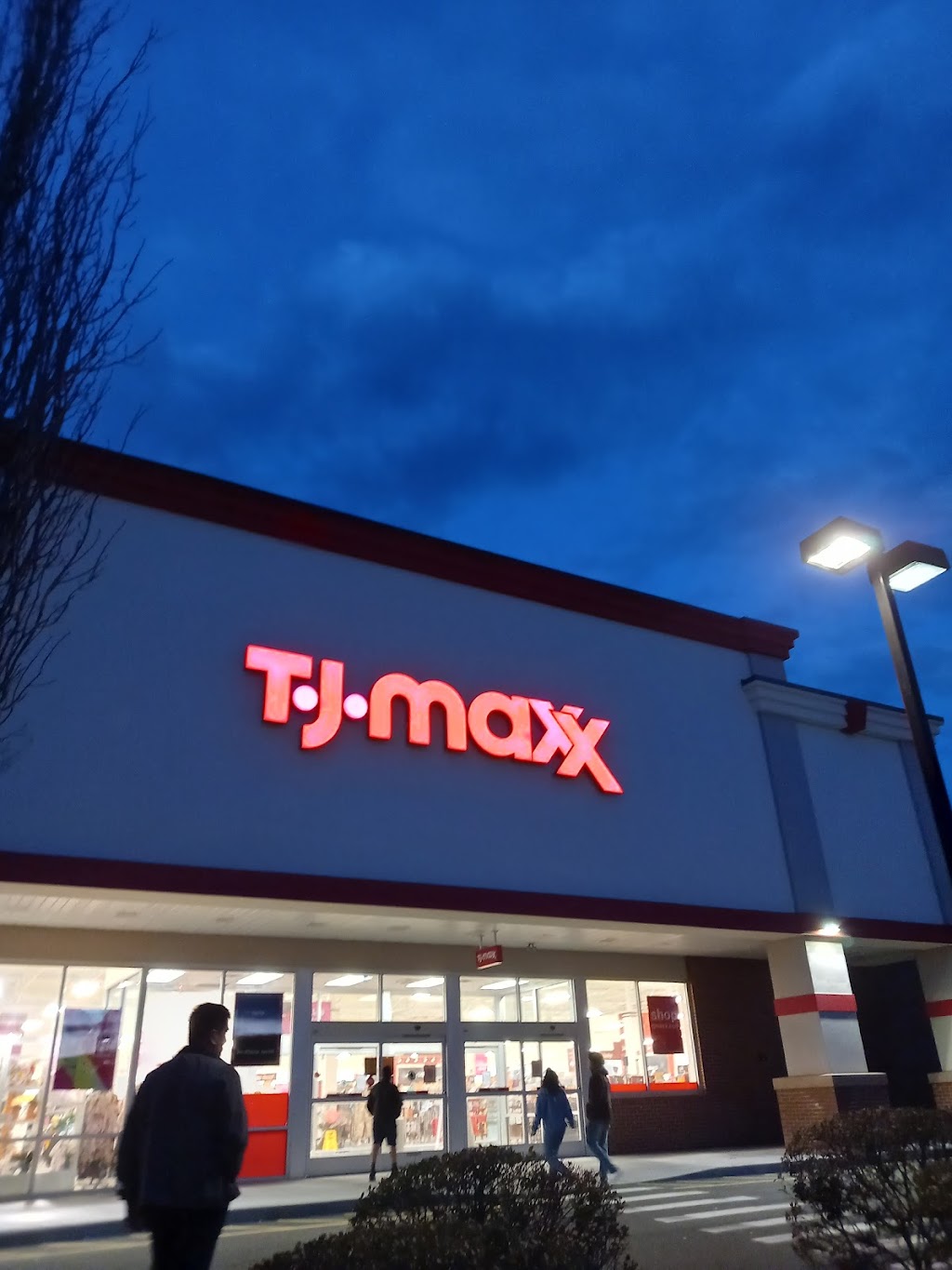 T.J. Maxx | 169 Danbury Rd, New Milford, CT 06776 | Phone: (860) 350-0506