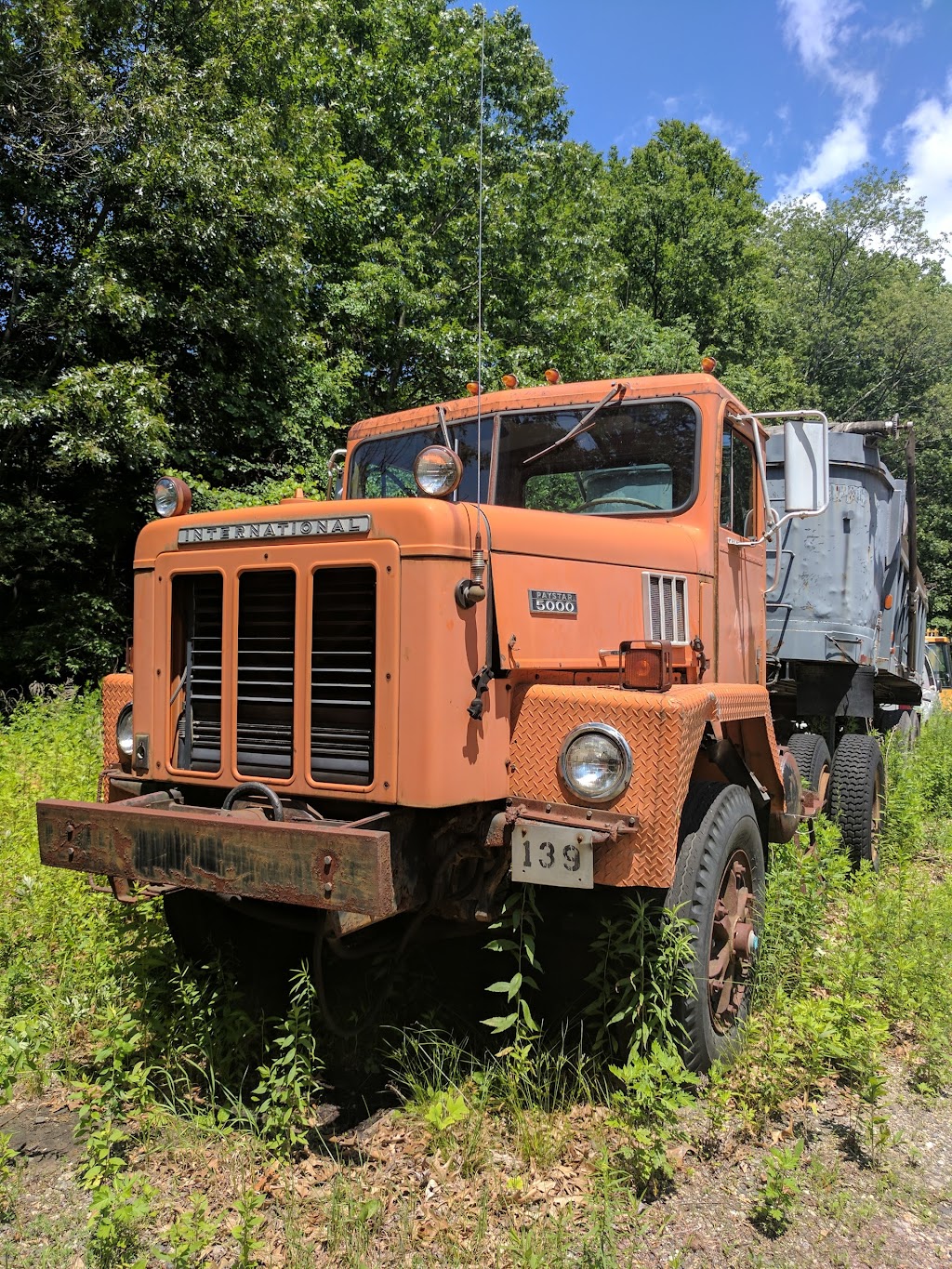 Northeast Truck & Equipment | 850 Carrington Rd, Bethany, CT 06524 | Phone: (203) 393-0328