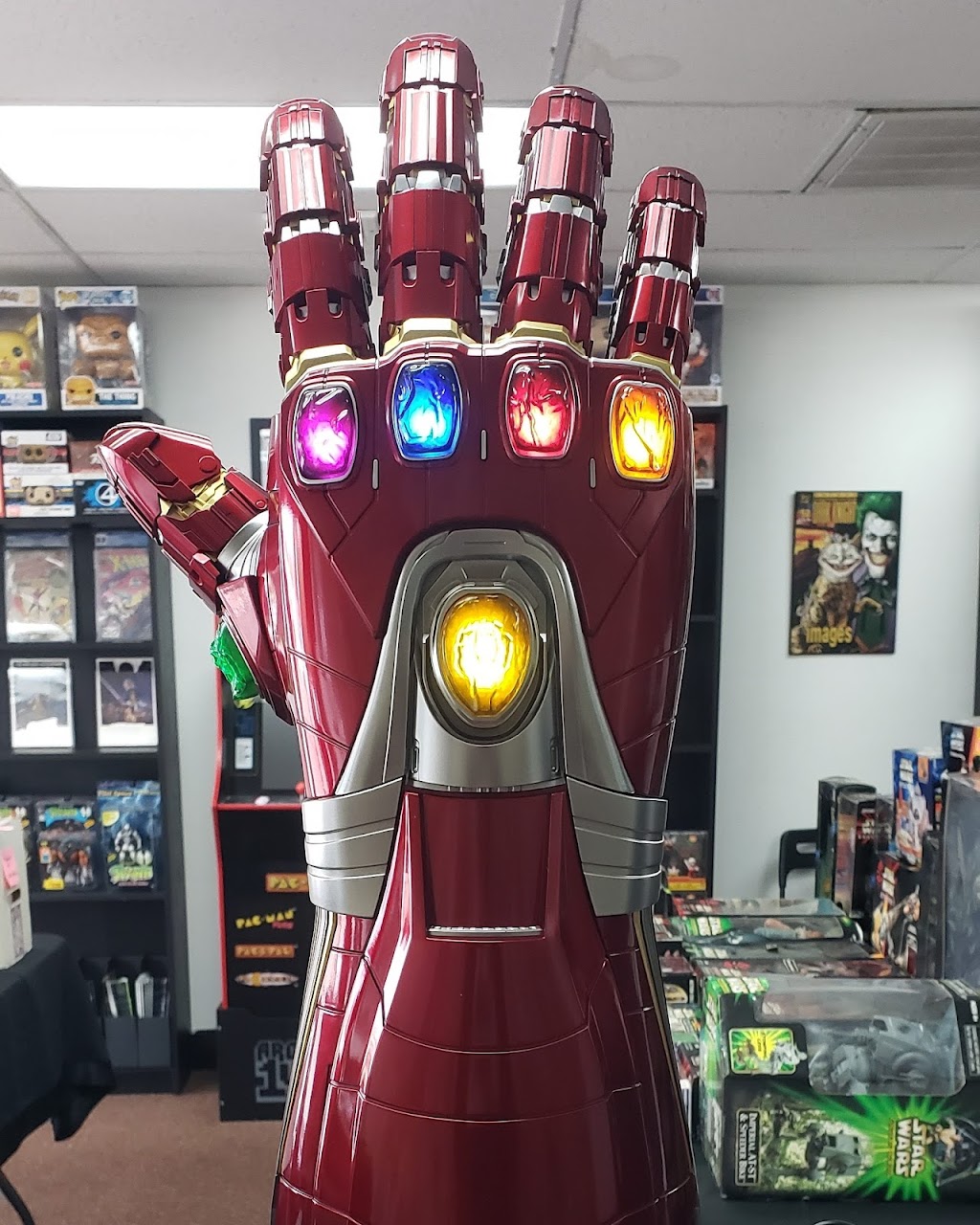 Two Guys Comics and Collectibles | 155 Albany Turnpike, Canton, CT 06019 | Phone: (860) 421-3079
