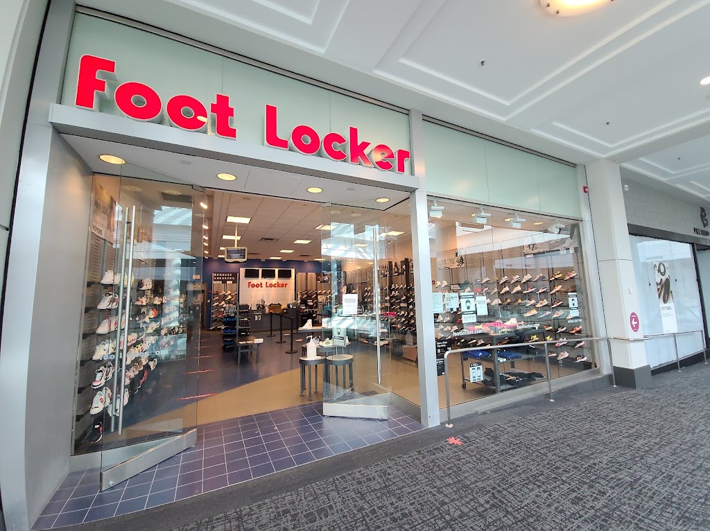 Foot Locker | 125 Westchester Ave Suite 3110A, White Plains, NY 10601 | Phone: (914) 288-0520