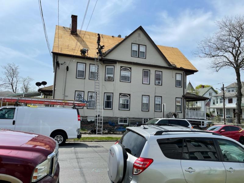 Connecticut Roofing Solutions | 1034 Farmington Ave, West Hartford, CT 06107 | Phone: (860) 245-9665