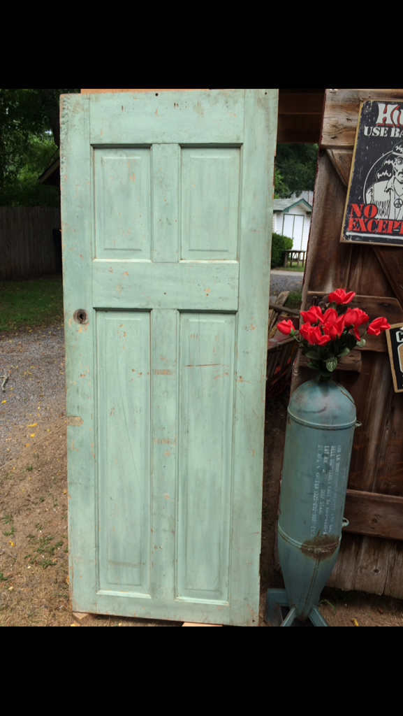 Made In the Shade Antiques and Collectibles | 6 Harmony St, Manorville, NY 11949 | Phone: (631) 875-3146